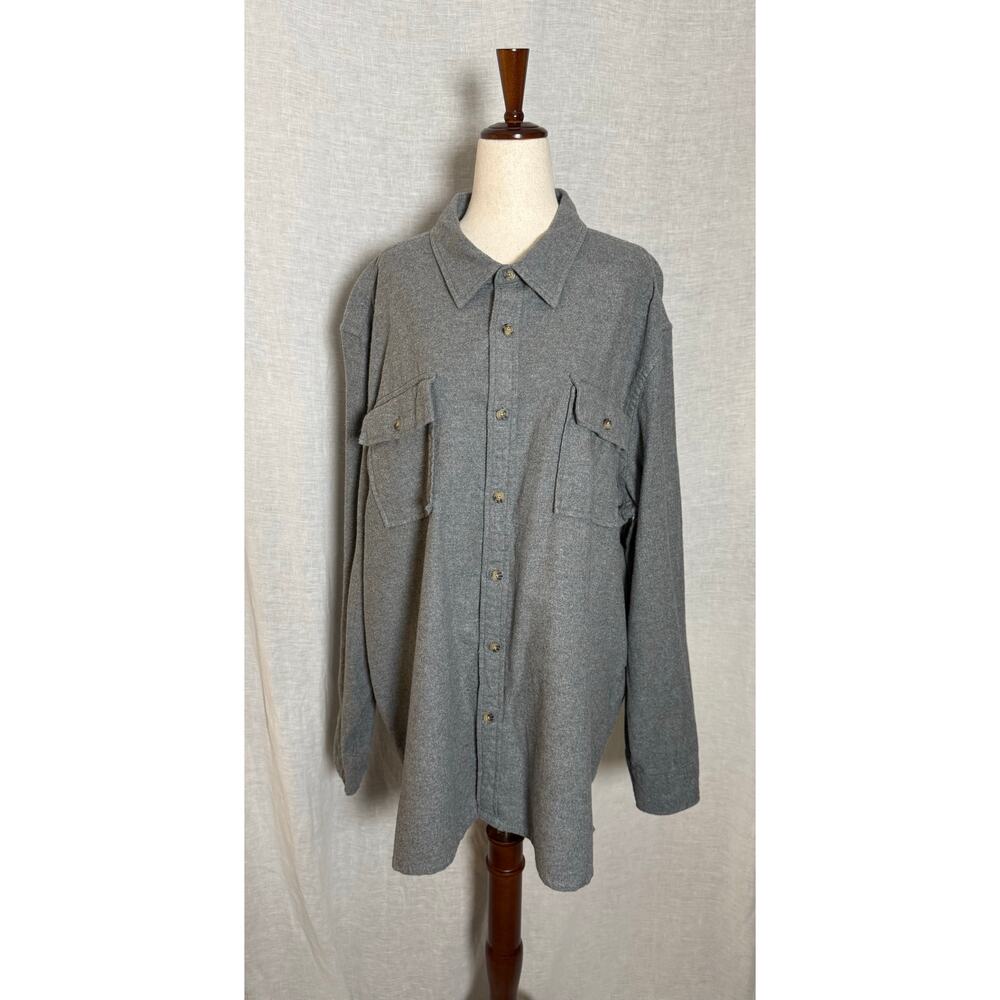 St John’s Bay Grey Flannel Button Down
Size XXL